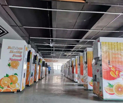 Fruit Juice Vending Machine 300W/2000W Juice Machine orange serré frais de la CE